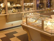 Оснащение ювелирных магазинов и магазинов бижутерии под ключ